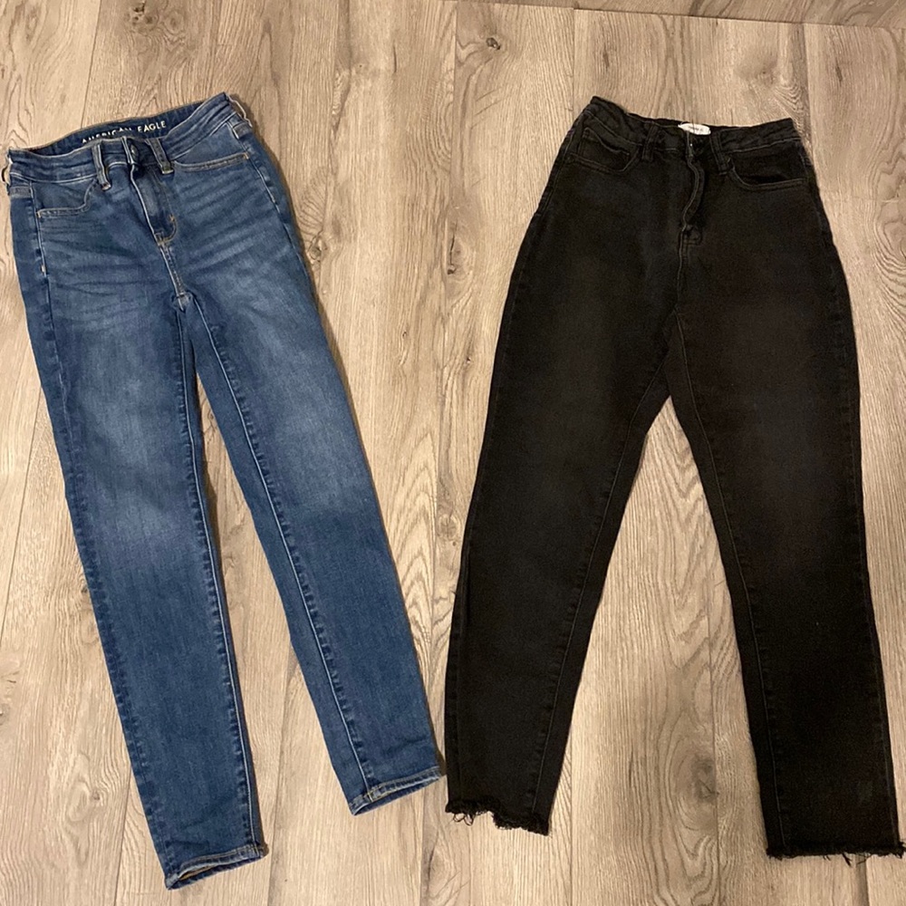 American eagle jeanns jegging 00 and Forever 21 Mom jeans 24